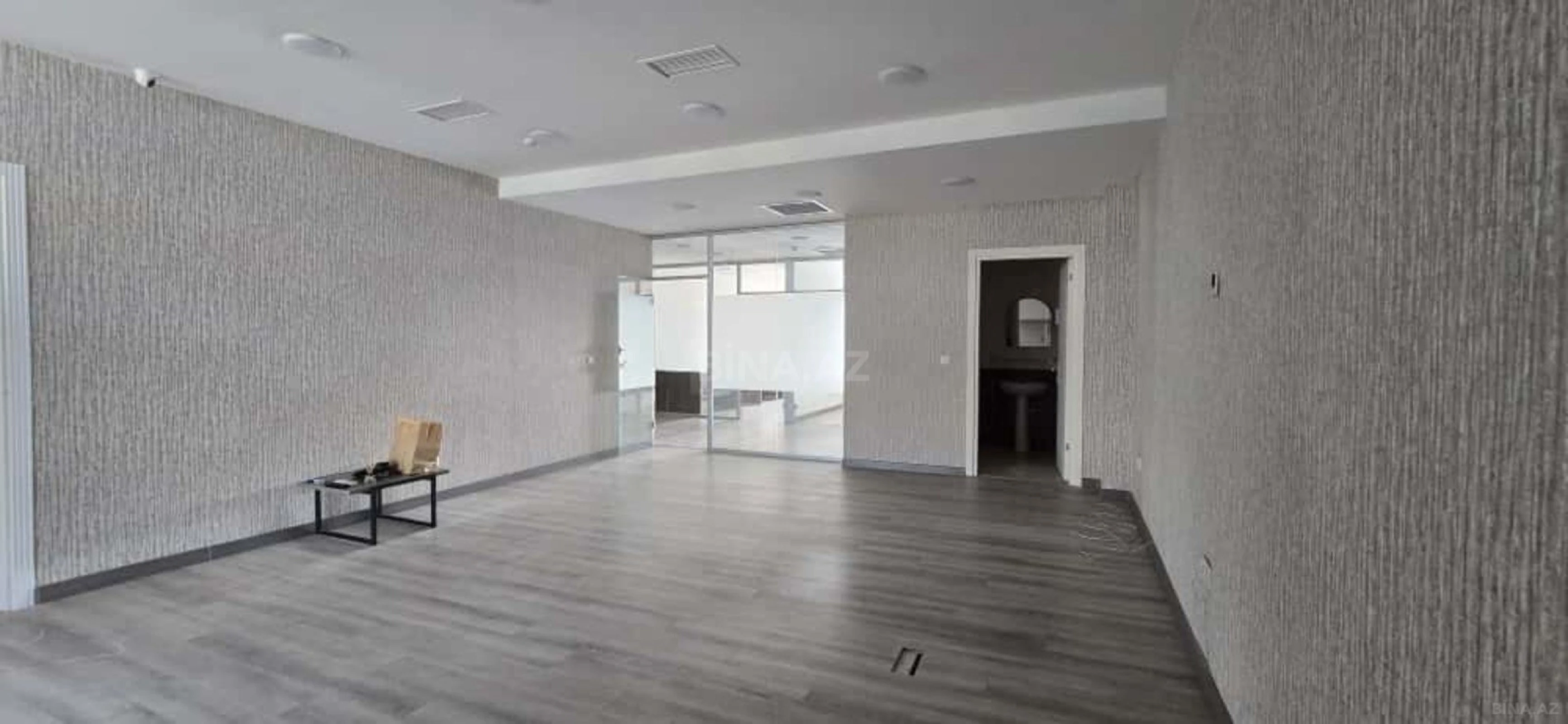 Kirayə verilir 6 otaqlı ofis 255 m²