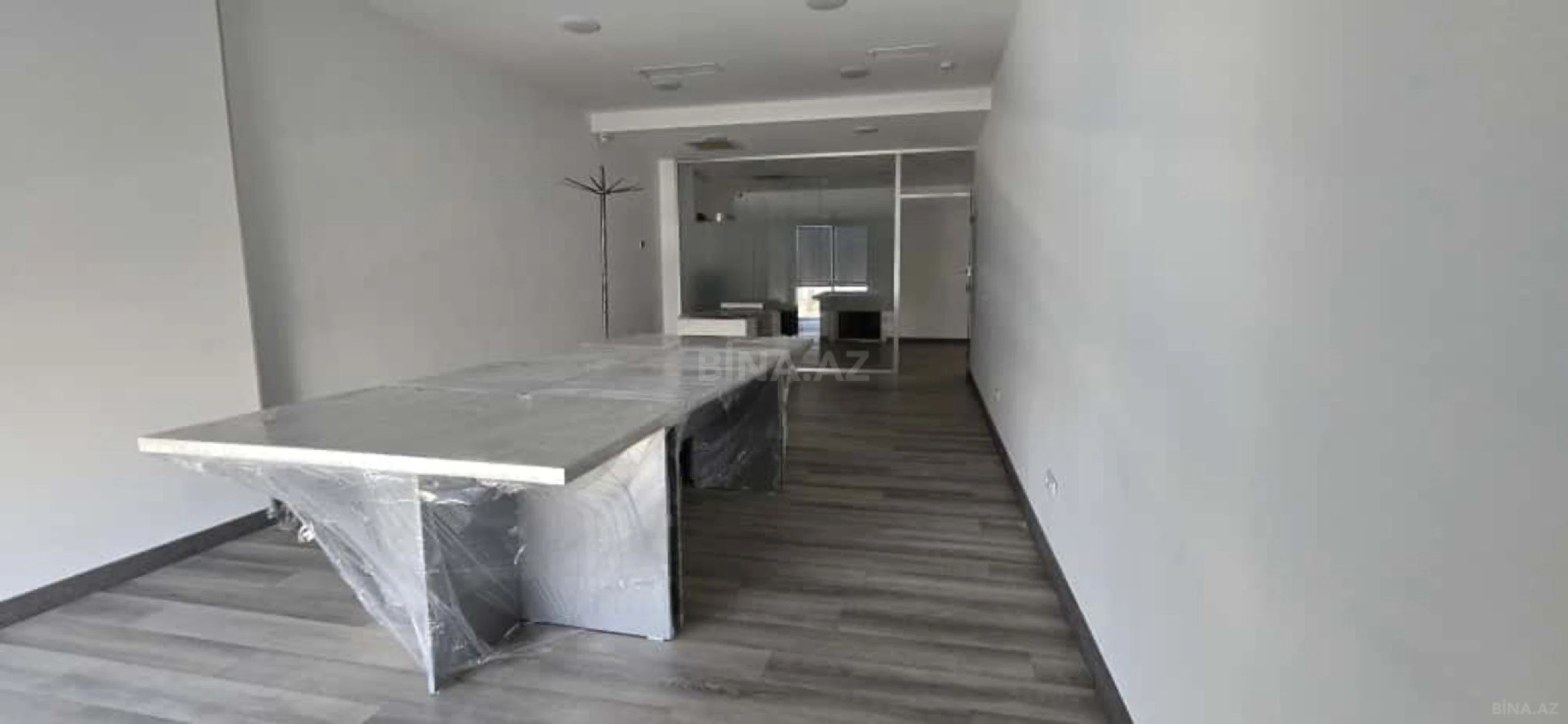 Kirayə verilir 6 otaqlı ofis 255 m²