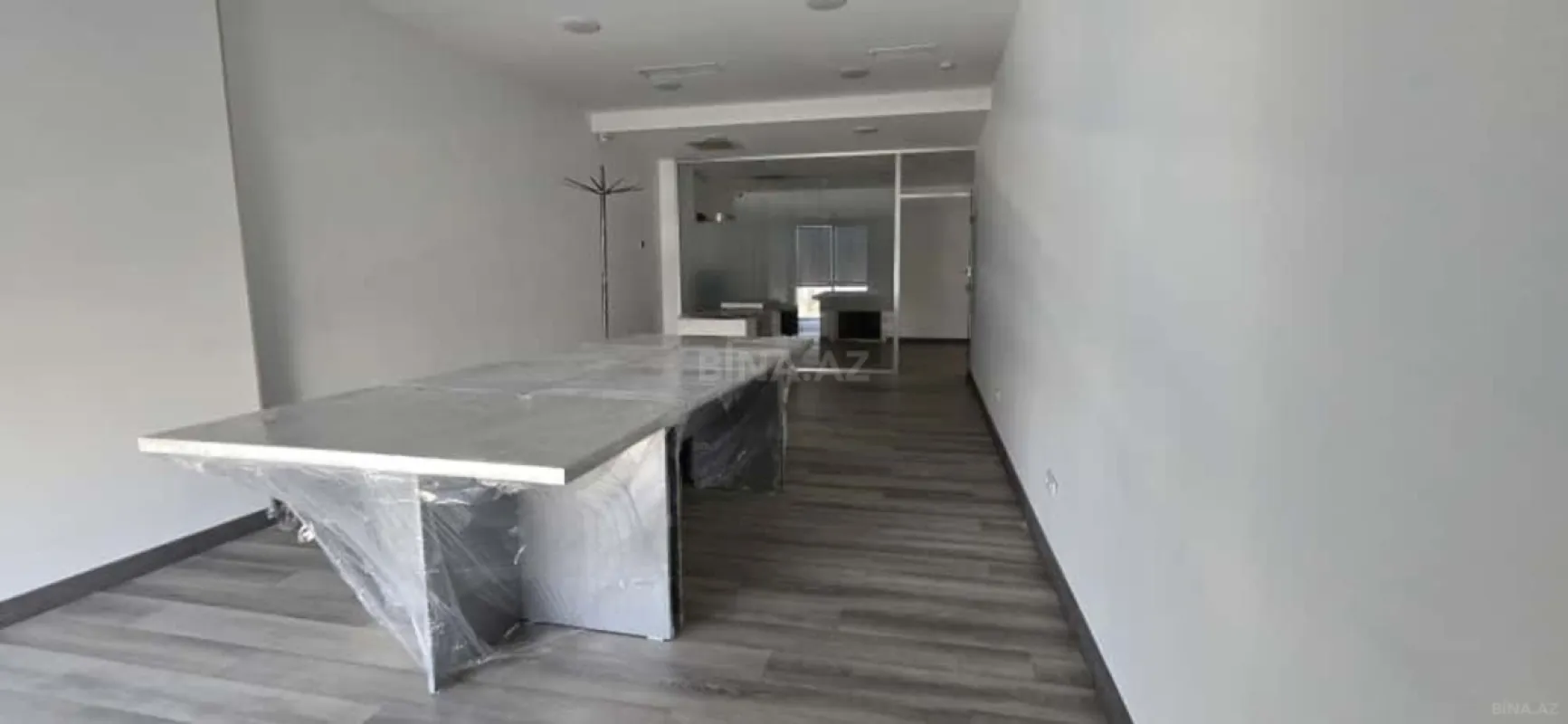 Kirayə verilir 6 otaqlı ofis 255 m²