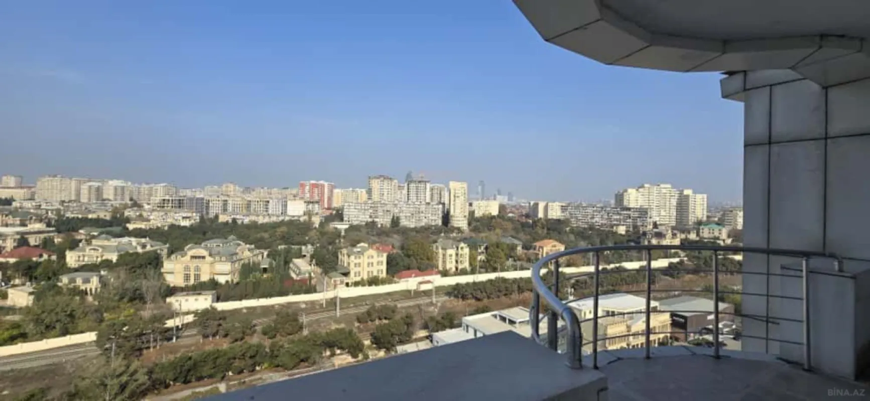 Kirayə verilir 6 otaqlı ofis 255 m²