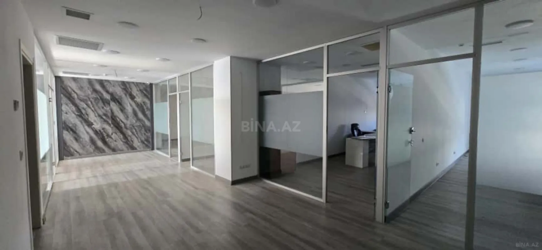 Kirayə verilir 6 otaqlı ofis 255 m²