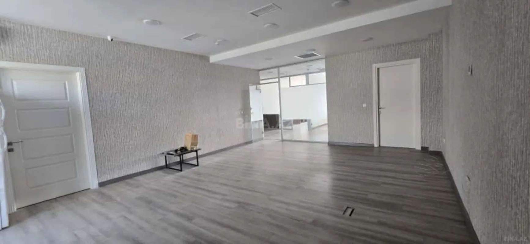 Kirayə verilir 6 otaqlı ofis 255 m²