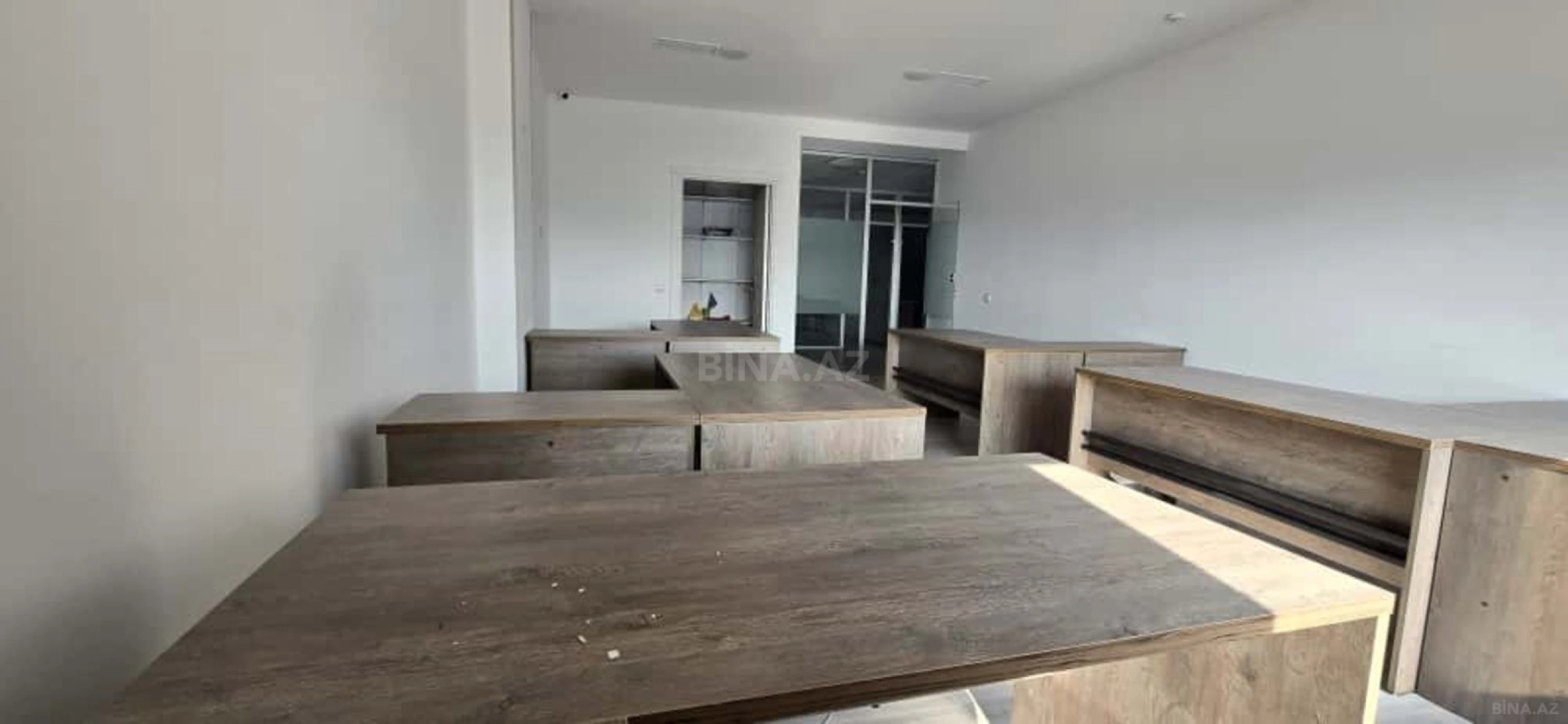 Kirayə verilir 6 otaqlı ofis 255 m²