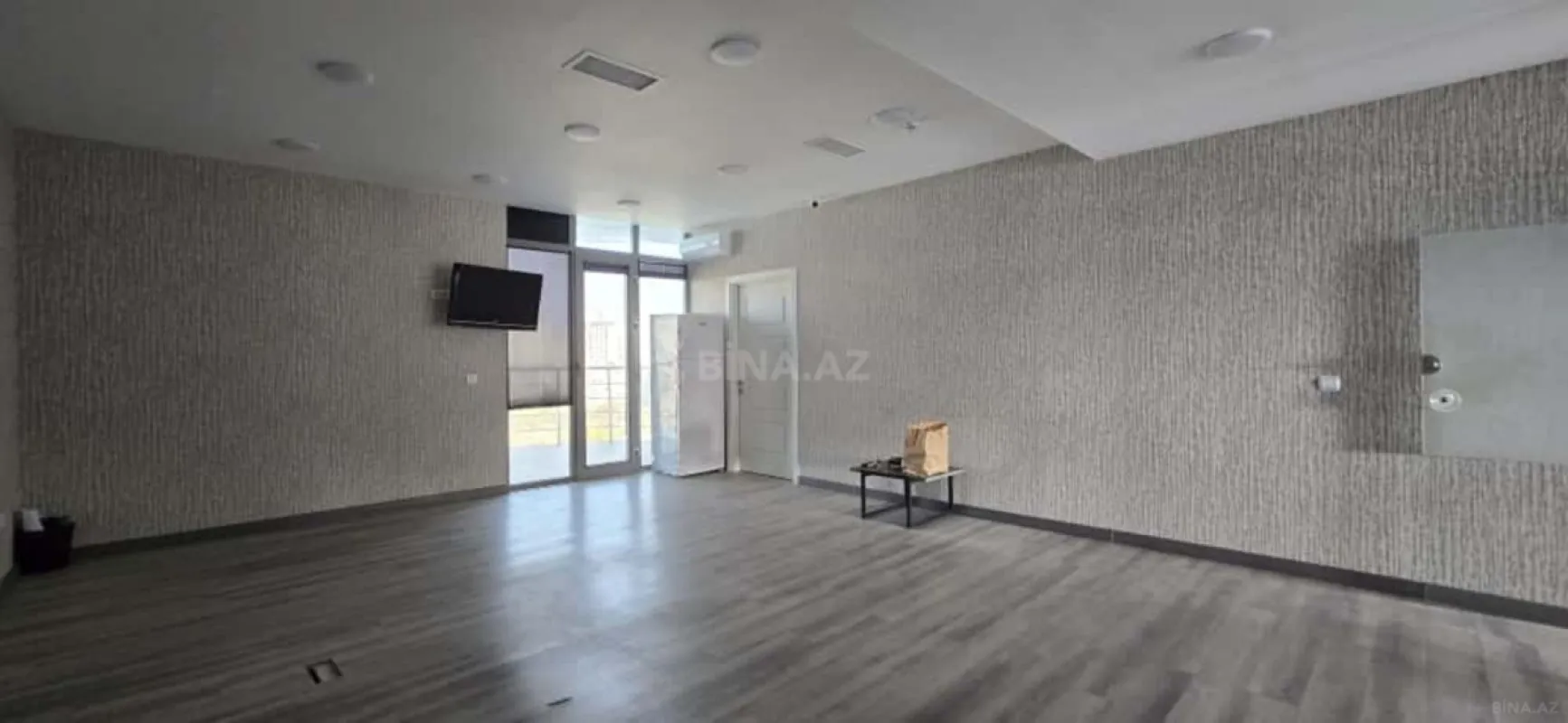 Kirayə verilir 6 otaqlı ofis 255 m²