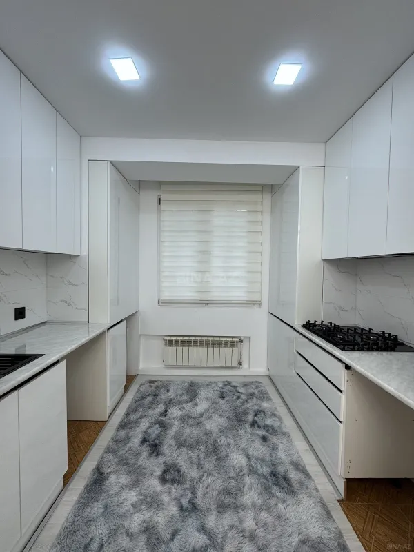 Satılır 2 otaqlı mənzil 60 m²