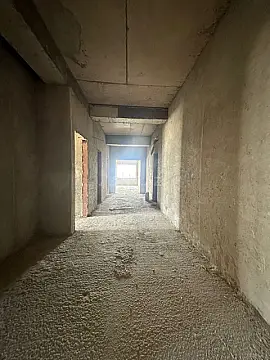 Satılır 4 otaqlı mənzil 200 m²