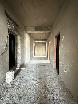 Satılır 4 otaqlı mənzil 200 m²
