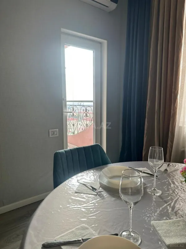 Kirayə verilir 2 otaqlı mənzil 60 m²