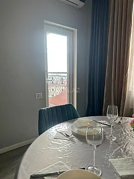 Kirayə verilir 2 otaqlı mənzil 60 m²