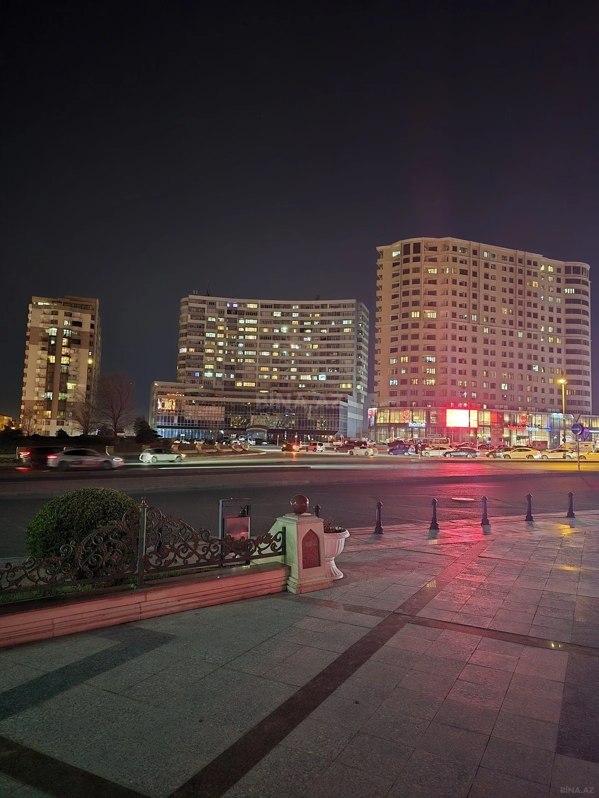 Satılır 2 otaqlı mənzil 72 m²