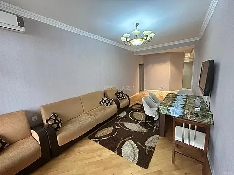 Satılır 3 otaqlı mənzil 102 m²