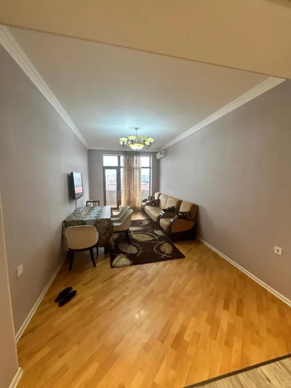 Satılır 3 otaqlı mənzil 102 m²