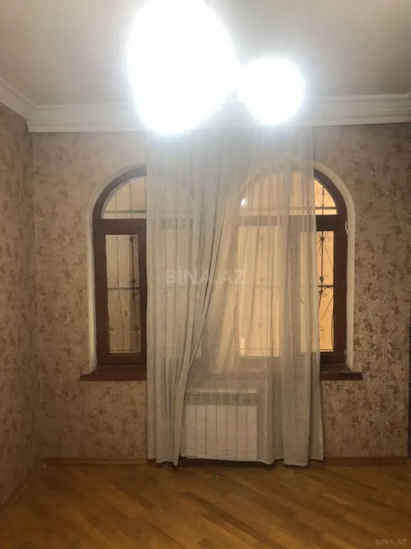 Kirayə verilir 7 otaqlı ofis 300 m²