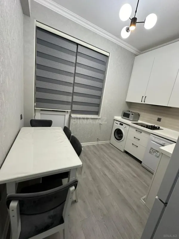 Kirayə verilir 2 otaqlı mənzil 75 m²