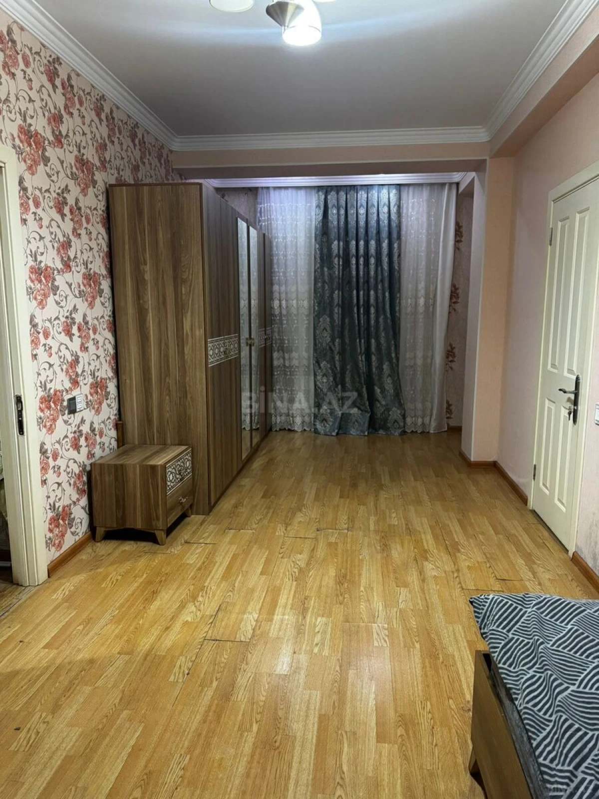 Kirayə verilir 3 otaqlı mənzil 100 m²