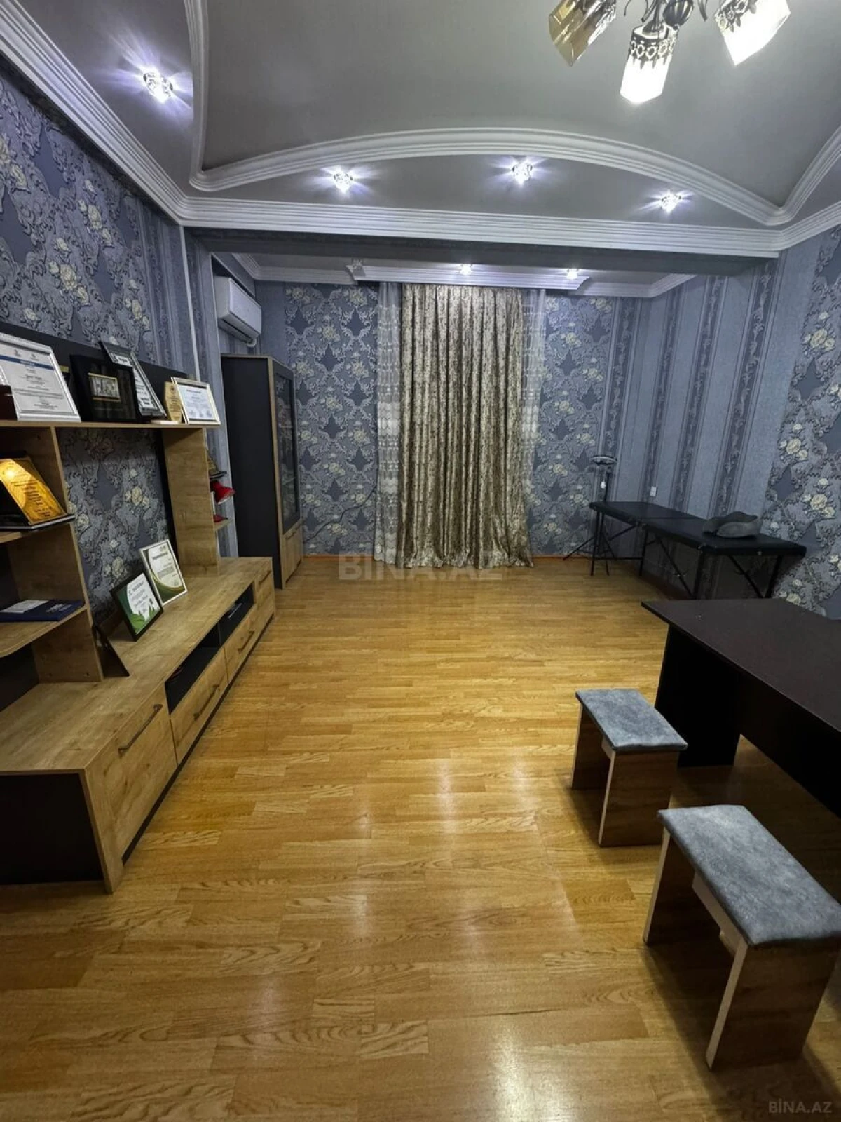 Kirayə verilir 3 otaqlı mənzil 100 m²