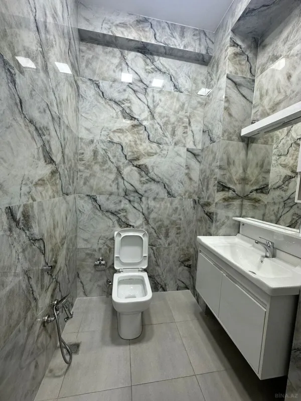 Kirayə verilir 4 otaqlı ofis 190 m²