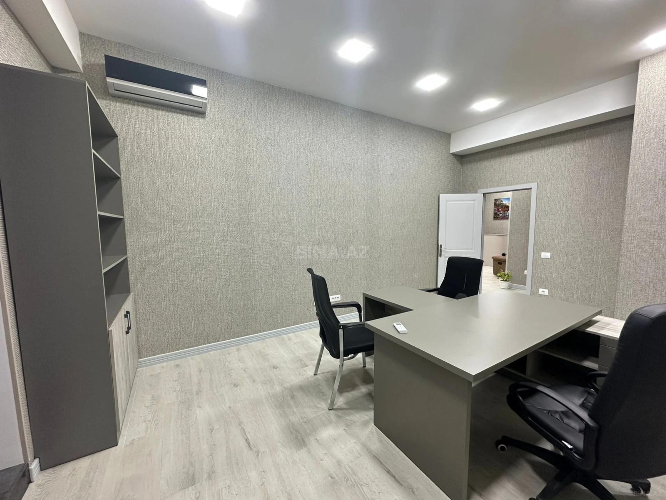 Kirayə verilir 4 otaqlı ofis 190 m²