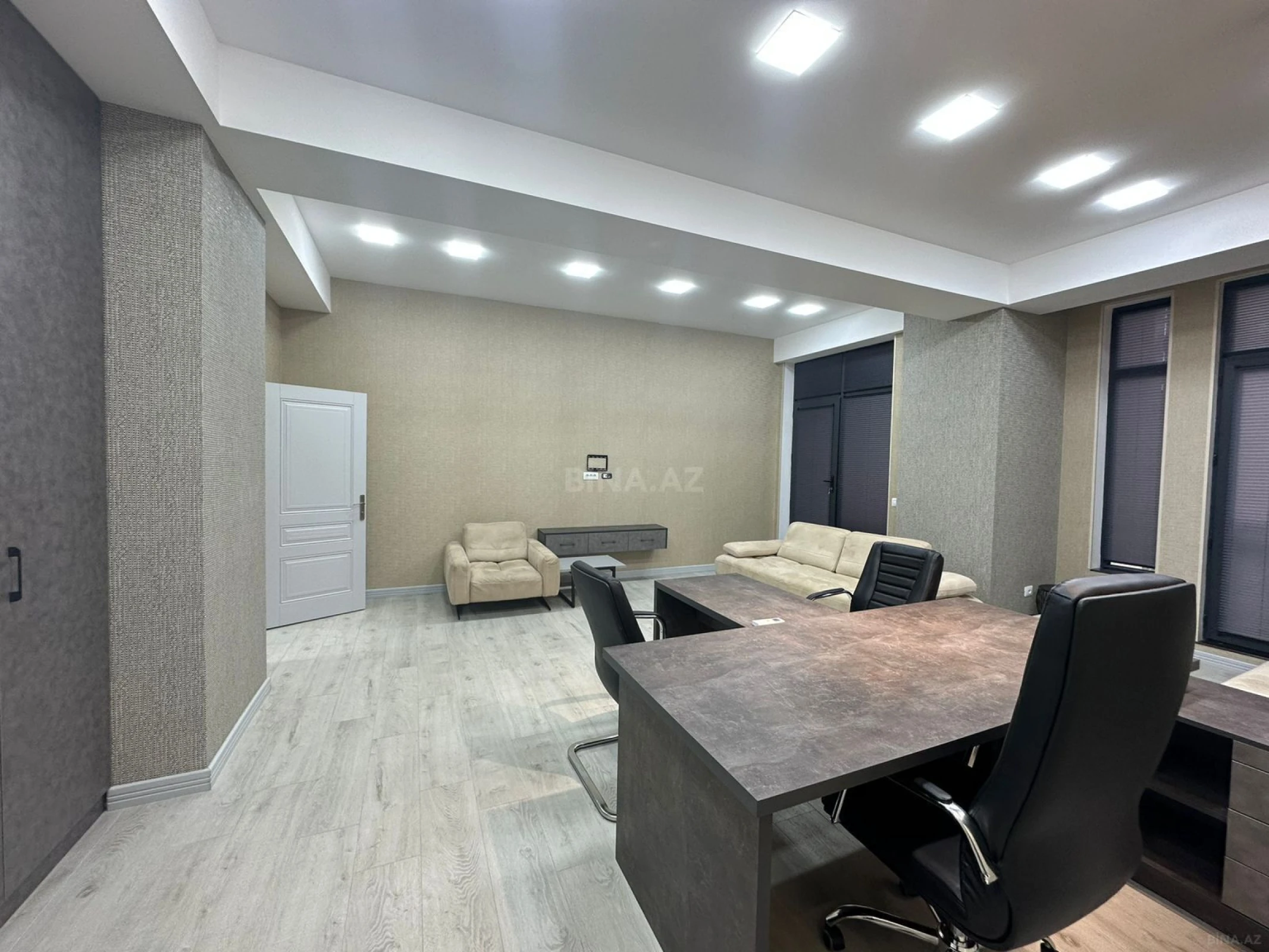 Kirayə verilir 4 otaqlı ofis 190 m²
