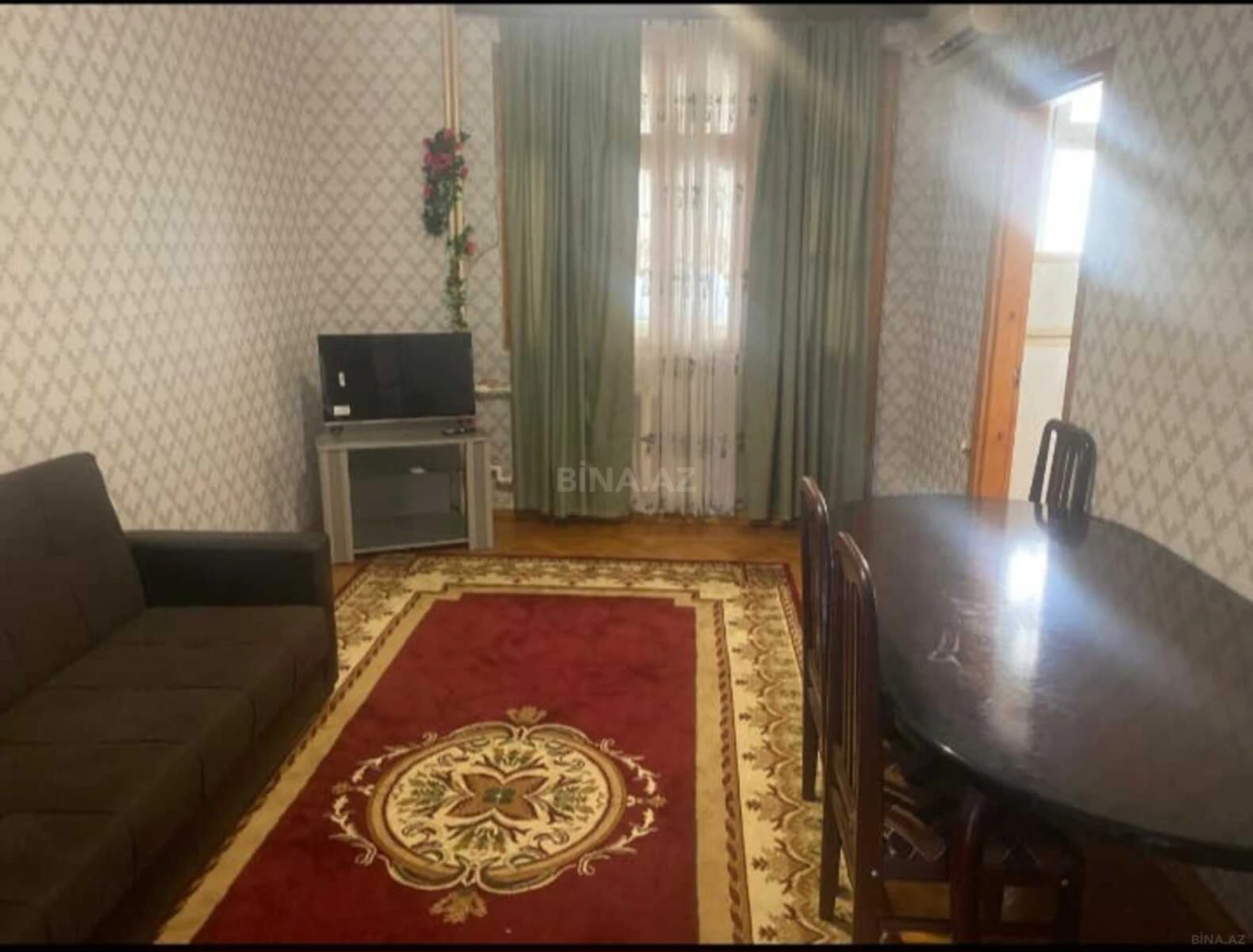 Kirayə verilir 2 otaqlı mənzil 55 m²