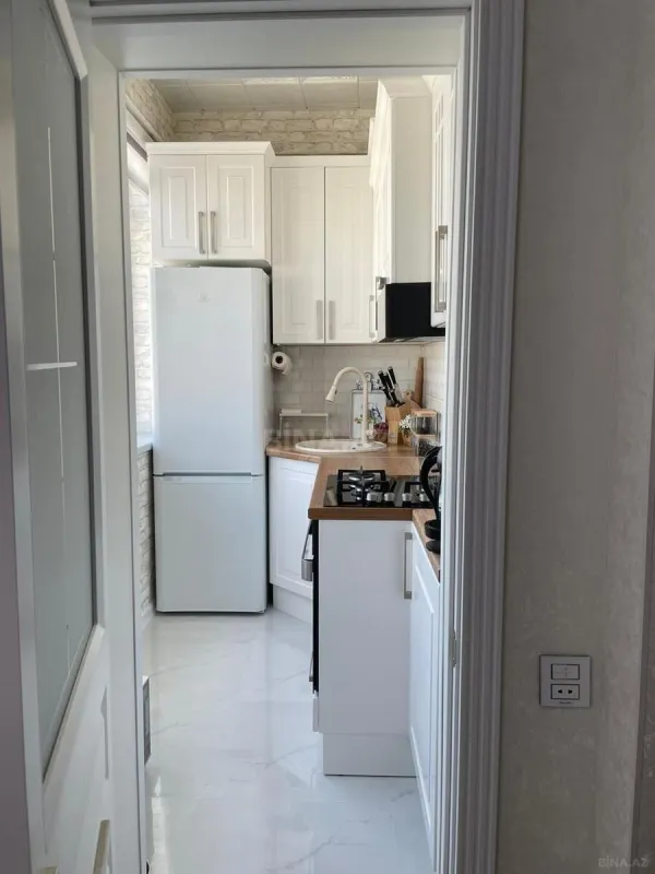 Kirayə verilir 2 otaqlı mənzil 60 m²