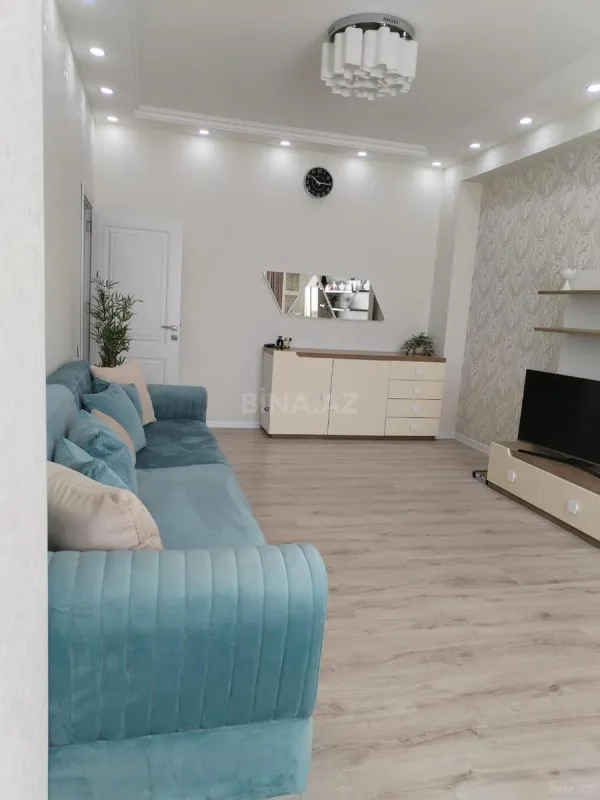 Kirayə verilir 2 otaqlı mənzil 60 m²