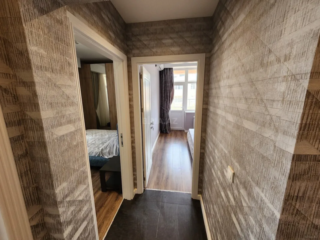 Satılır 3 otaqlı mənzil 94 m²