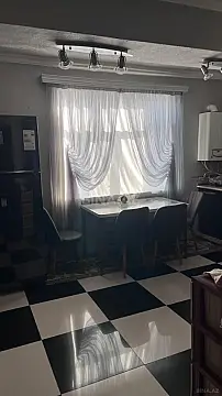 Satılır 3 otaqlı mənzil 140 m²