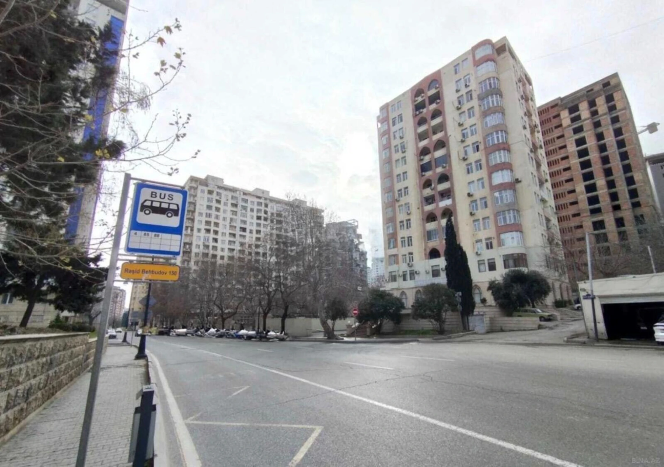Satılır 2 otaqlı mənzil 90 m²