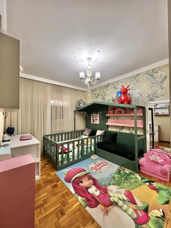 Satılır 3 otaqlı mənzil 120 m²