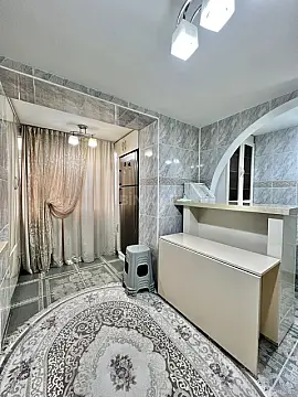 Satılır 3 otaqlı mənzil 120 m²