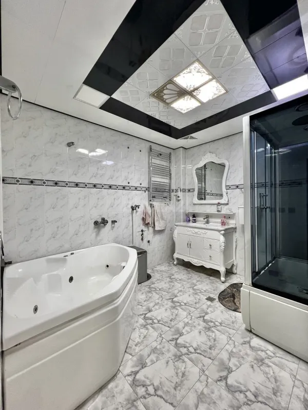 Satılır 3 otaqlı mənzil 120 m²