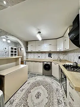 Satılır 3 otaqlı mənzil 120 m²