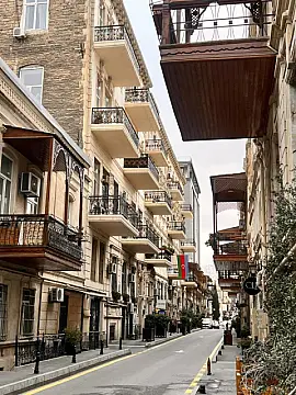 Satılır 3 otaqlı mənzil 100 m² — Bakı, Nizami 3 otaq 100.00 m²