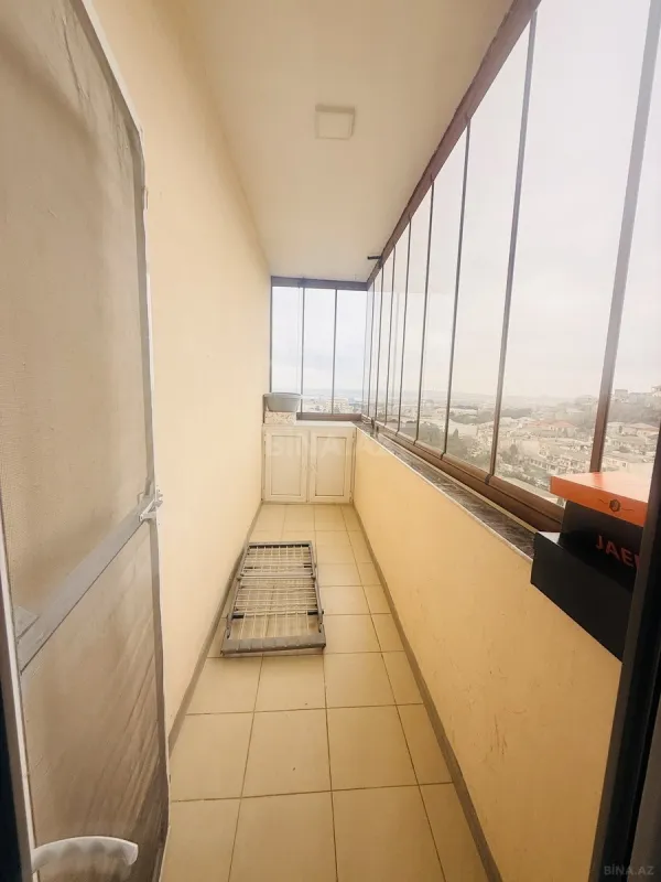 Satılır 3 otaqlı mənzil 107.5 m²