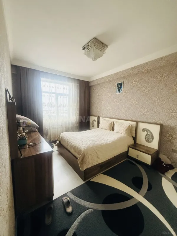 Satılır 3 otaqlı mənzil 107.5 m²