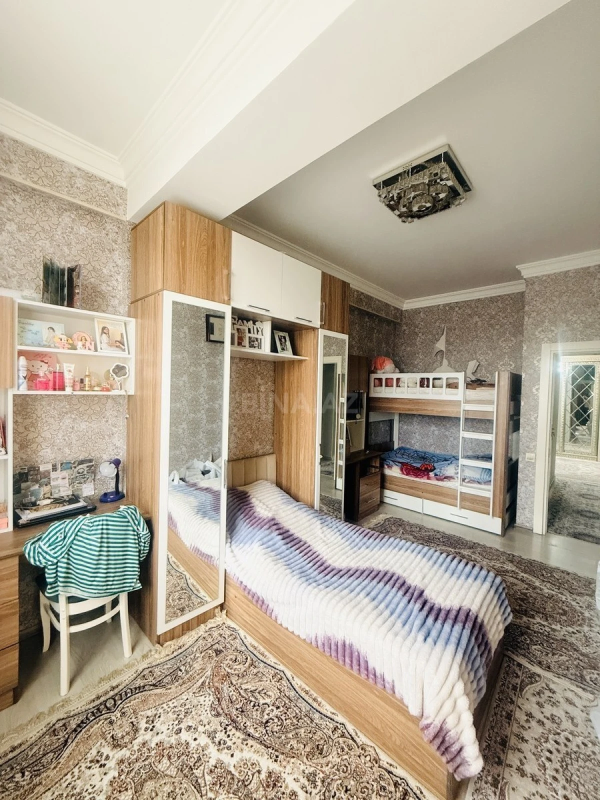 Satılır 3 otaqlı mənzil 107.5 m²