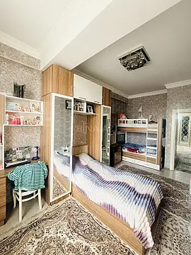 Satılır 3 otaqlı mənzil 107.5 m²