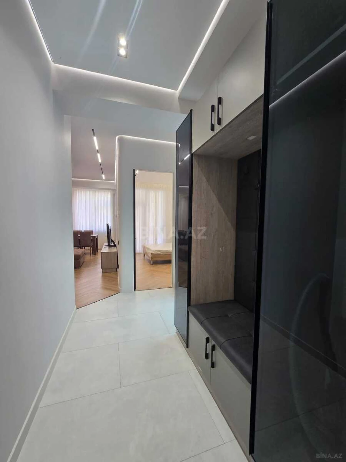 Kirayə verilir 2 otaqlı mənzil 60 m²