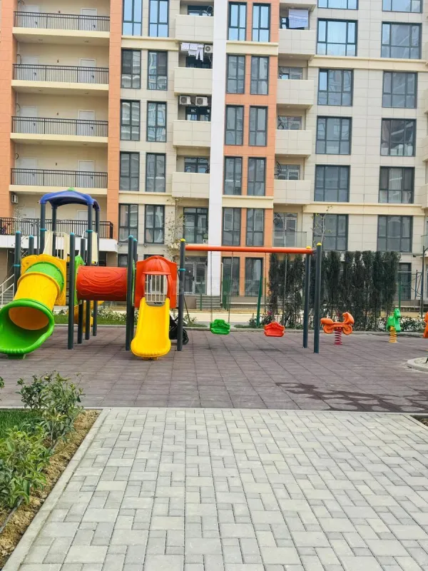 Kirayə verilir 2 otaqlı mənzil 65 m²