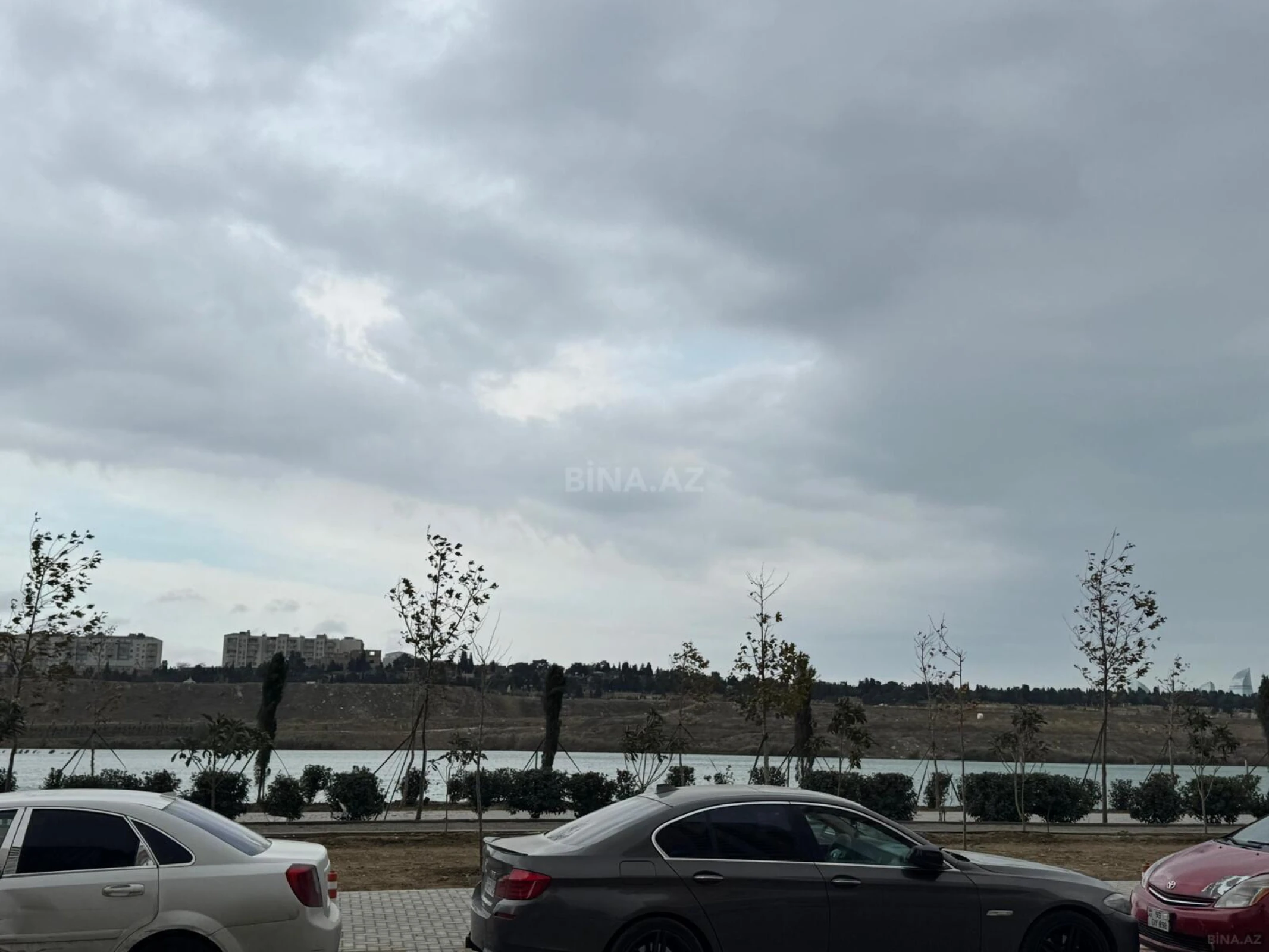 Kirayə verilir 2 otaqlı mənzil 65 m²