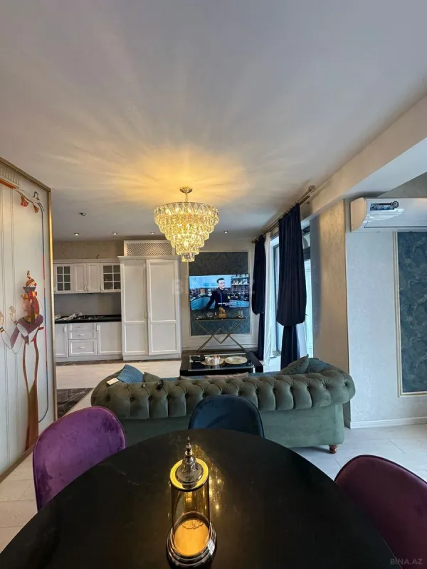 Kirayə verilir 2 otaqlı mənzil 65 m²
