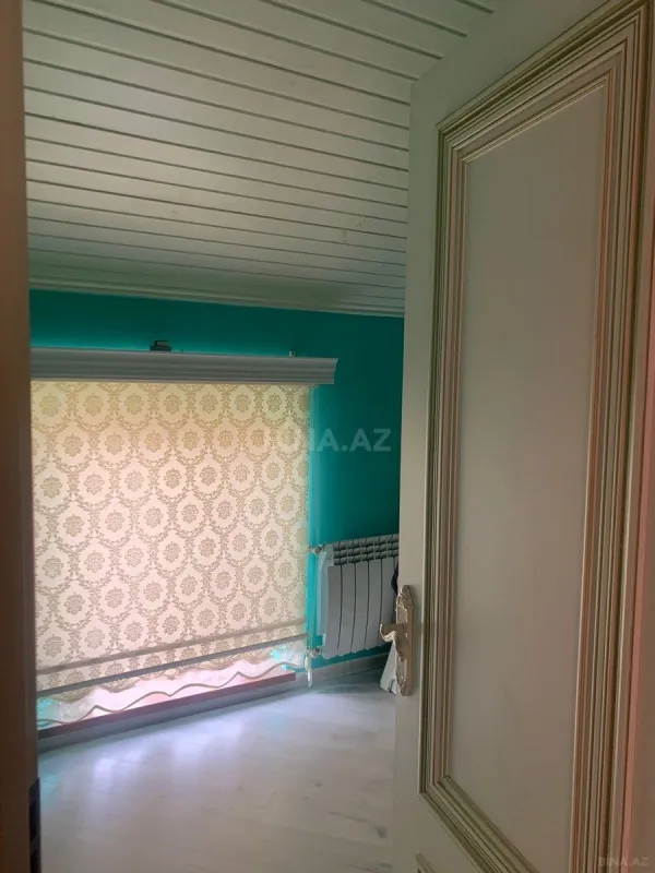 Satılır 6 otaqlı həyət evi 228 m²