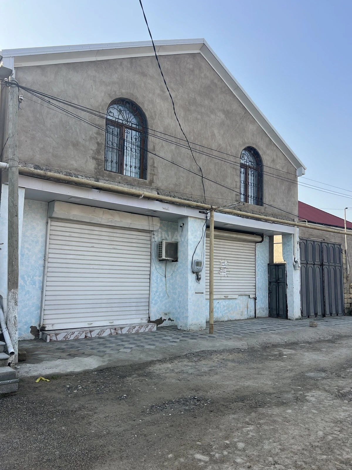 Satılır 6 otaqlı həyət evi 228 m²