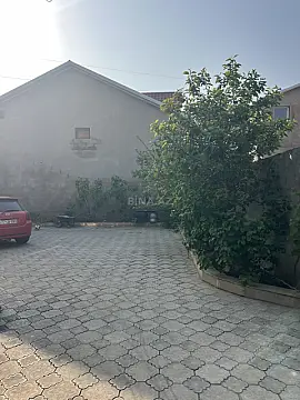 Satılır 6 otaqlı həyət evi 228 m²