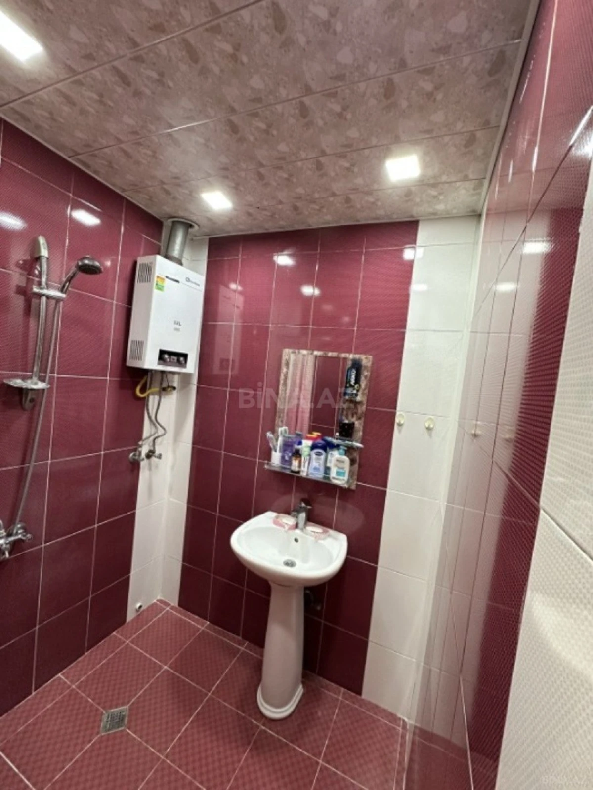 Satılır 3 otaqlı mənzil 65 m²