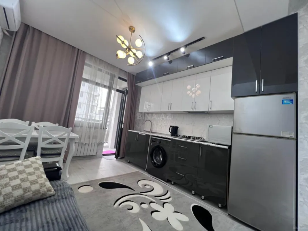 Kirayə verilir 2 otaqlı mənzil 60 m²