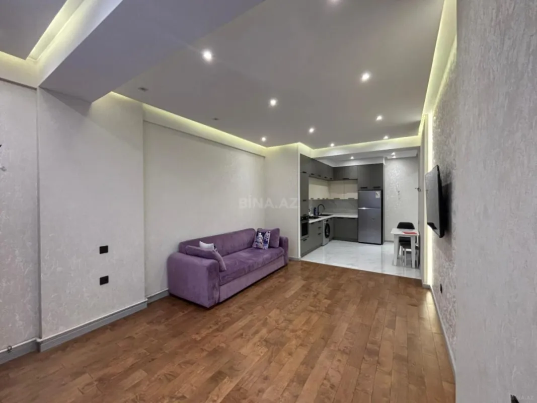 Satılır 3 otaqlı mənzil 105 m²