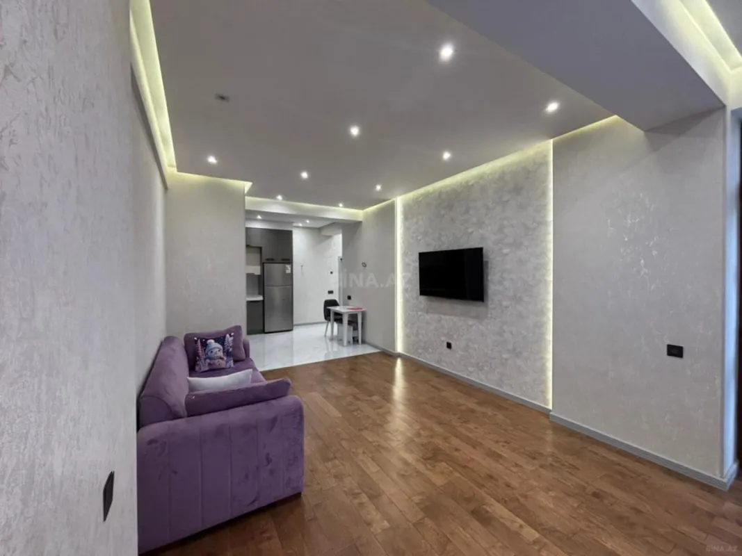 Satılır 3 otaqlı mənzil 105 m²