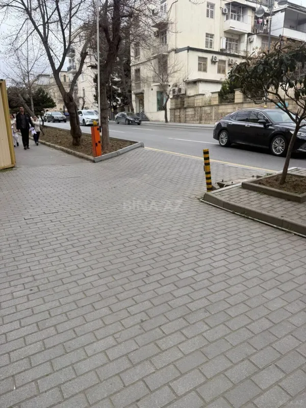 Kirayə verilir obyekt 180 m²